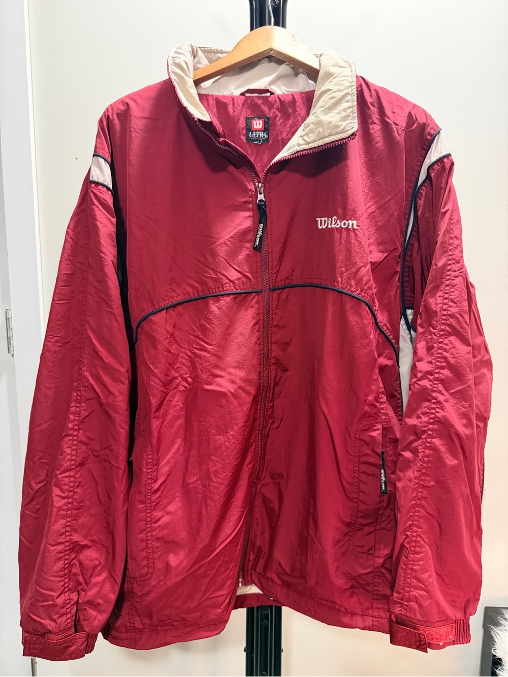 Wilson Y2K Maroon/Red Hooded Jacket with Packable Hood SZ XL